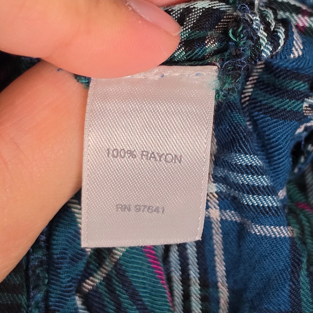 J Jill Women Medium Petite Plaid Rayon Handkerchief Hem Tunic Top Blue - Picture 5 of 9
